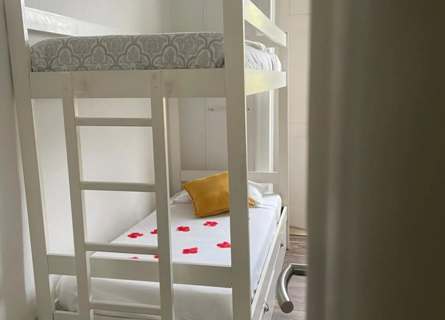 Ww Hostel & Suites Coimbra 0*,