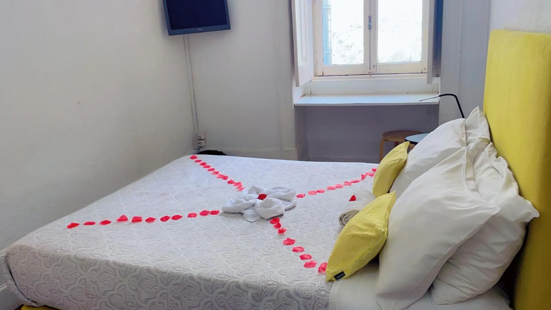 Ww Hostel & Suites Coimbra