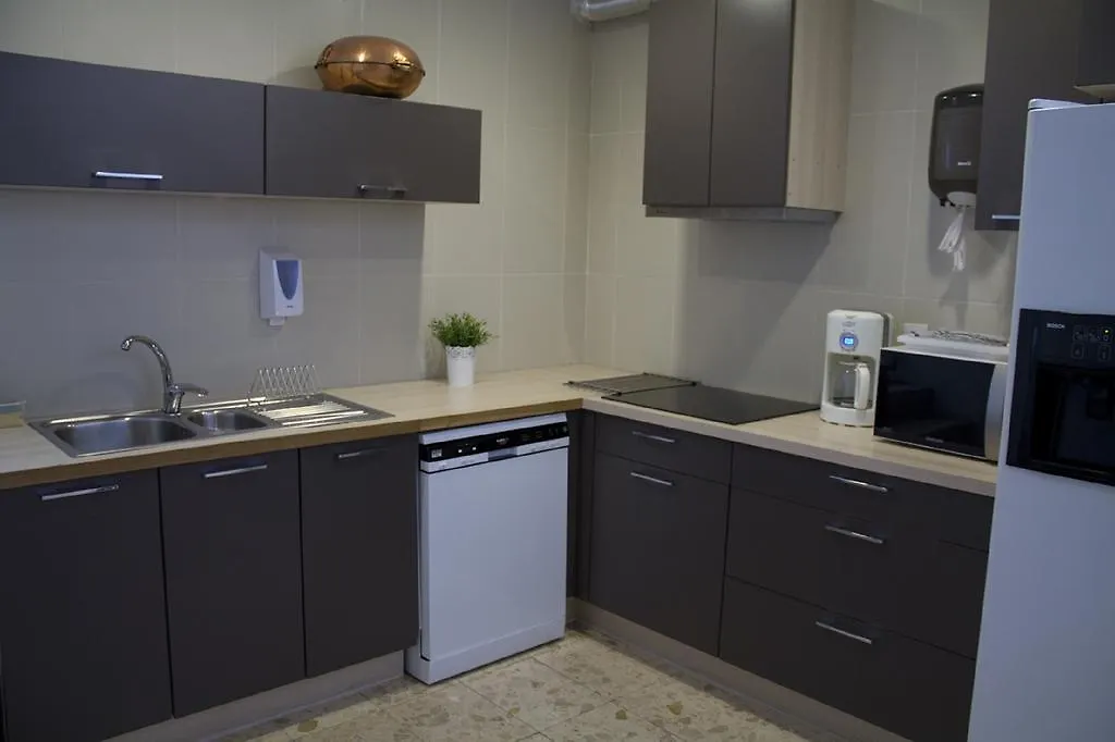 Ww Hostel & Suites Coimbra 0*,