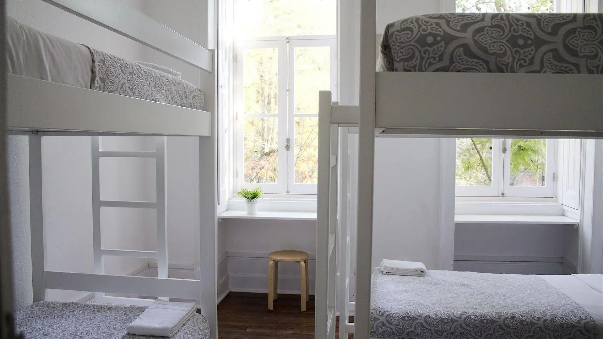 Ww Hostel & Suites Coimbra