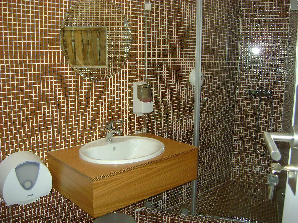 Ww Hostel & Suites Coimbra